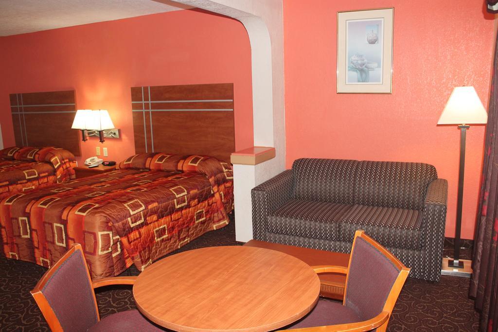 Bays Inn And Suites Baytown Exterior foto